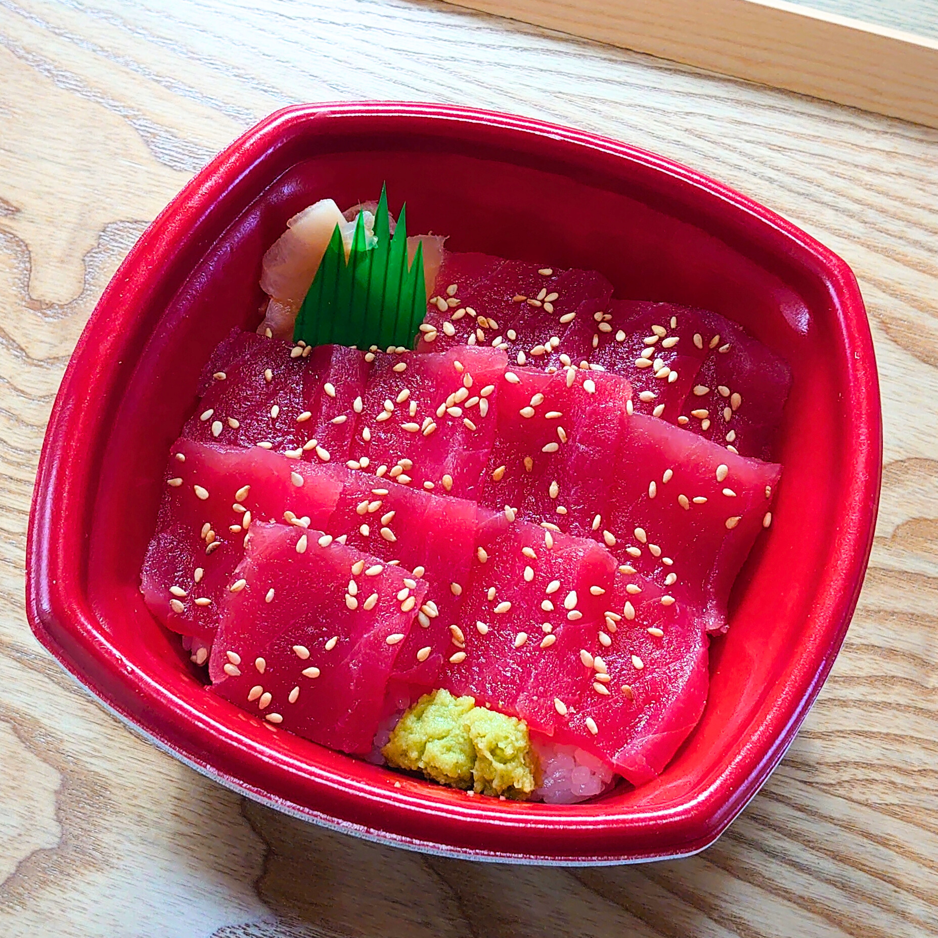 マグロ丼